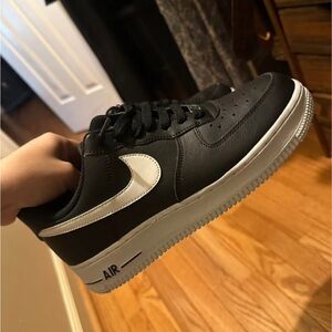 Nike Black and White Men's Sneakers